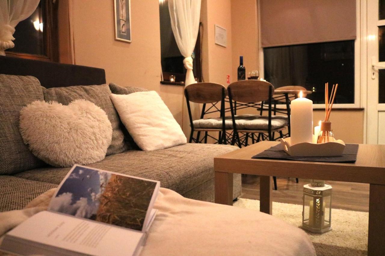 Guest House Studio Apartman Marina - With Jacuzzi, Free Parking, Pet Friendly Karlovac Ngoại thất bức ảnh